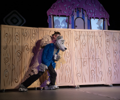 Лялькова вистава Вовк та семеро козенят